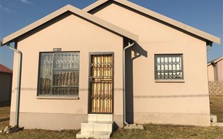 3 Bedroom House in Fleurhof