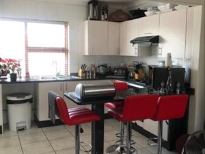 3 Bed Apartment in Lakefield