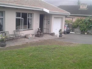 3 Bed House in Farningham Ridge