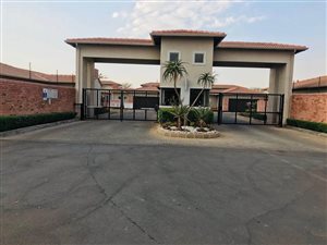 4 Bed House in Noordwyk