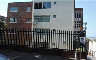 1 Bedroom Apartment in Bulwer