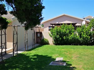 3 Bed Townhouse in Paradise Beach