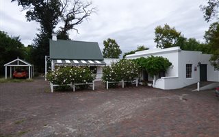 270 m² Commercial space in Belvidere