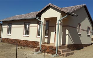3 Bedroom House in Kya Sands