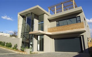 3 Bedroom Cluster in Craighall