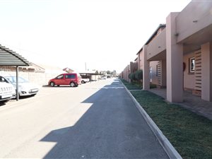 2 Bed Apartment in Brentwood Park