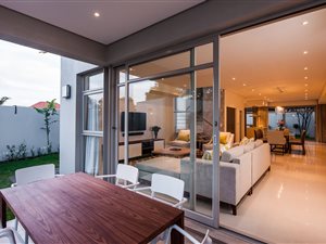 4 Bed Duplex in Houghton Estate