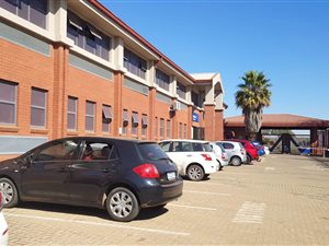 30197 m² Industrial space in Hughes