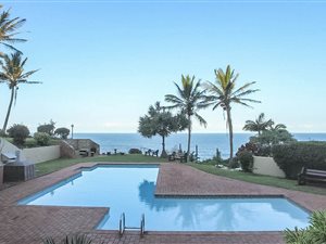 3 Bed Apartment in Sheffield Beach