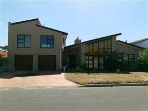 3 Bed House in Sarepta