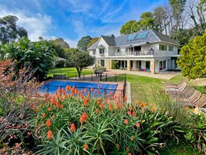 7 Bed House in Bishopscourt