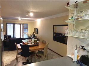 2 Bed Flat in Garsfontein