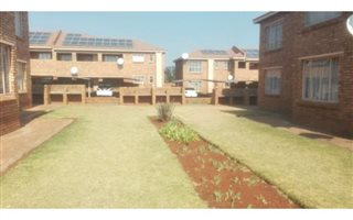 Bachelor apartment in Krugersrus