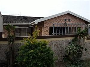 4 Bed House in KwaMashu