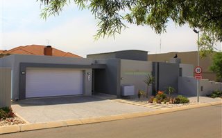 4 Bedroom House in Thorn Valley Estate