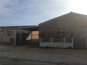 3 Bed House in Lentegeur