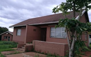 3 Bedroom House in Inyala Park