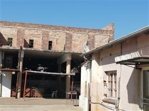 460 m² Commercial space in Parktown Estate