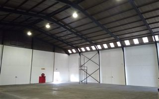 800 m² Industrial space in Killarney Gardens