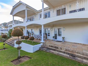 4 Bed House in Dennegeur