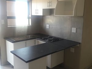 1 Bedroom Flat in Protea North