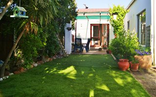 3 Bedroom House in Kirstenhof