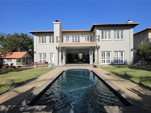5 Bed House in Dainfern Valley