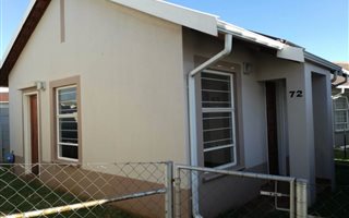 2 Bedroom House in Randfontein