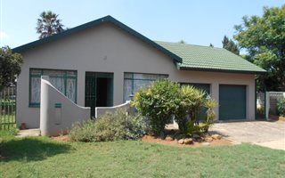 3 Bedroom House in Visagie Park