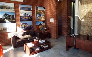 354 m² Commercial space in Hatfield