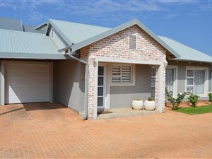 3 Bed Townhouse in Tuscany Ridge