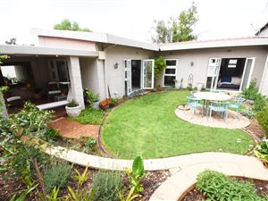 2 Bed Cluster in Sandown