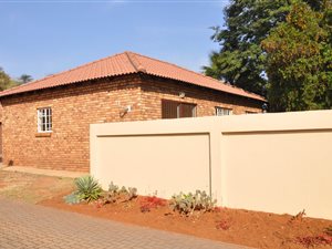 2 Bed House in Theresa Park
