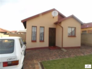 2 Bed House in Daveyton