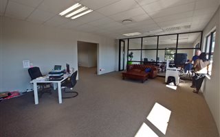 Office space in Kloof
