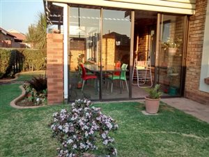 2 Bed Townhouse in Brentwood