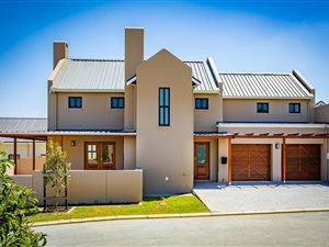 3 Bed House in Graanendal