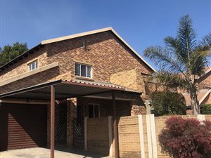 2 Bed Townhouse in Allens Nek