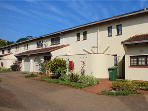 3 Bed Apartment in Fairview