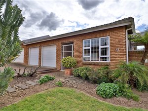 3 Bed Townhouse in D Urbanvale