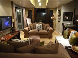 2 Bed Garden Cottage in Ashlea Gardens