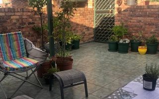 2 Bedroom Townhouse in Wierda Glen