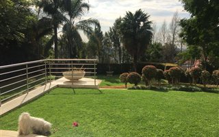 5 Bedroom House in Waterkloof Ridge
