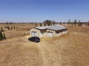 3 Bed House in De Deur