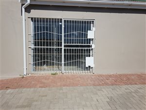 170 m² Retail Space in Vredenburg
