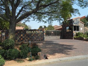 3 Bed Townhouse in Strathavon