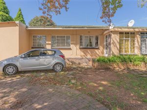 4 Bed House in Bramley