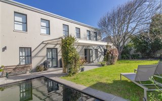 4 Bedroom House in Tokai