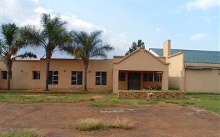 16.4 ha Farm in Eldorado Park