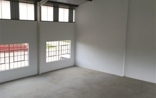 1500 m² Industrial space in Cato Ridge
